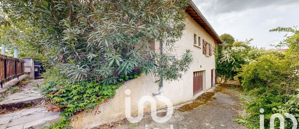 House 6 rooms of 133 m² in Cugnaux (31270)