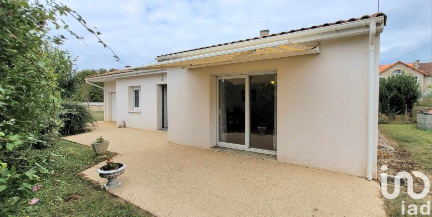 Maison traditionnelle 4 pièces de 86 m² à Roches-Prémarie-Andillé (86340)