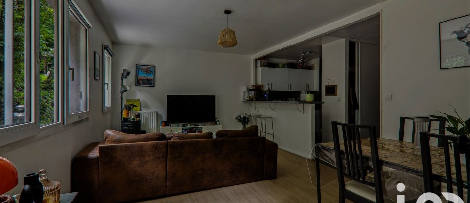 Appartement 2 pièces de 48 m² à Suresnes (92150)