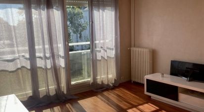 Apartment 5 rooms of 72 m² in Talence (33400)