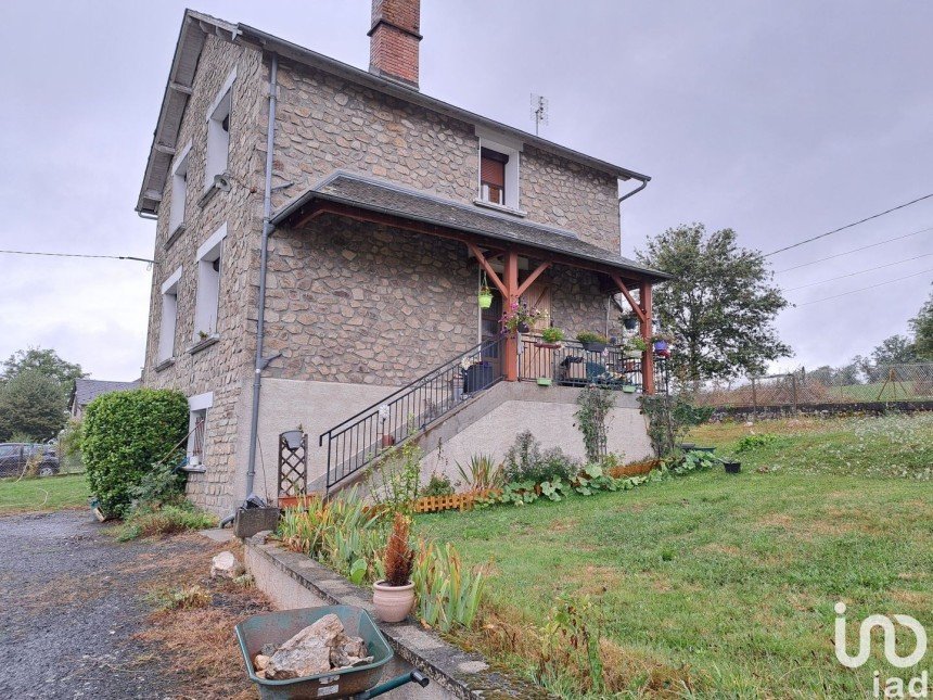 House 4 rooms of 100 m² in Meilhards (19510)