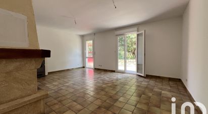 Maison 4 pièces de 111 m² à Serbannes (03700)