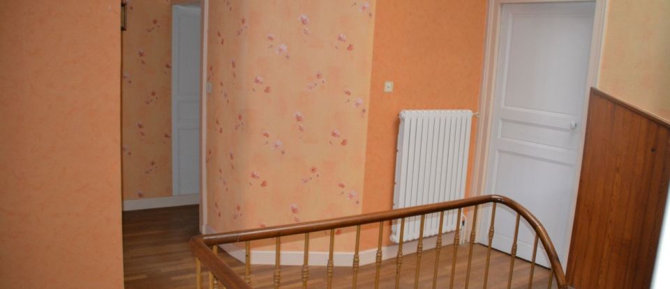 House 5 rooms of 110 m² in Isches (88320)