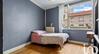 Appartement 4 pièces de 82 m² à Lyon (69004)