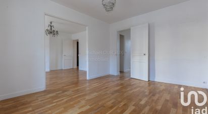 Apartment 4 rooms of 77 m² in Pantin (93500)