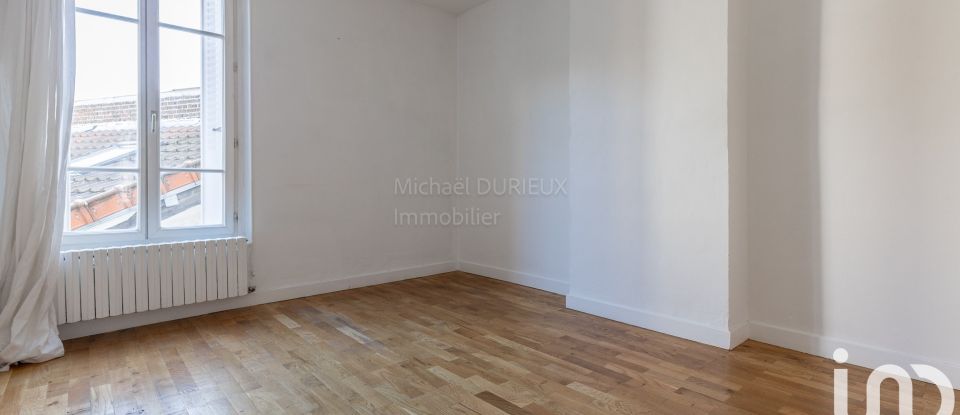 Apartment 4 rooms of 77 m² in Pantin (93500)