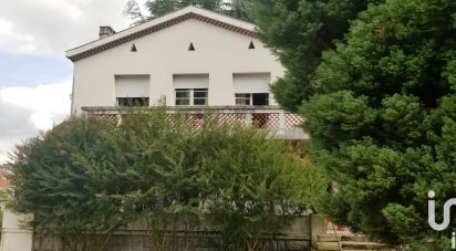 Architect house 7 rooms of 174 m² in Lannemezan (65300)