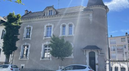 Building in Limoges (87100) of 300 m²