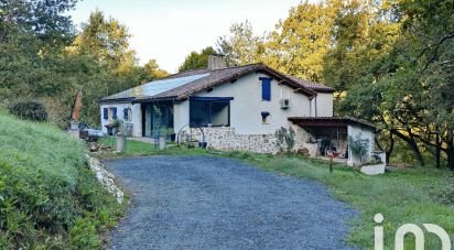 Country house 5 rooms of 183 m² in Feugarolles (47230)