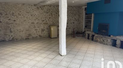 Maison de campagne 4 pièces de 90 m² à Rochechouart (87600)