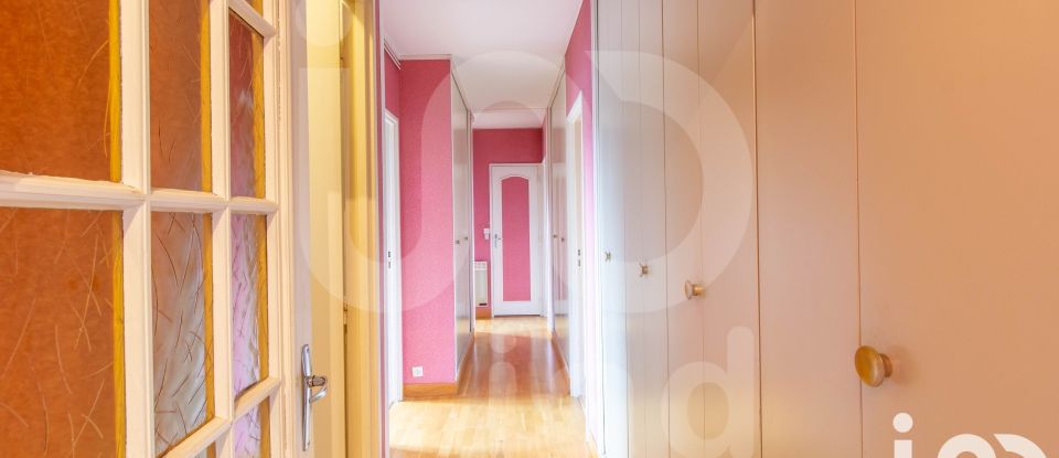 Apartment 5 rooms of 103 m² in Compiègne (60200)