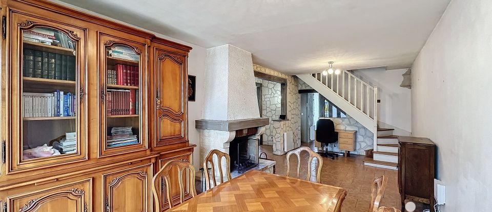 Maison 6 pièces de 140 m² à Saint-Ouen-l'Aumône (95310)