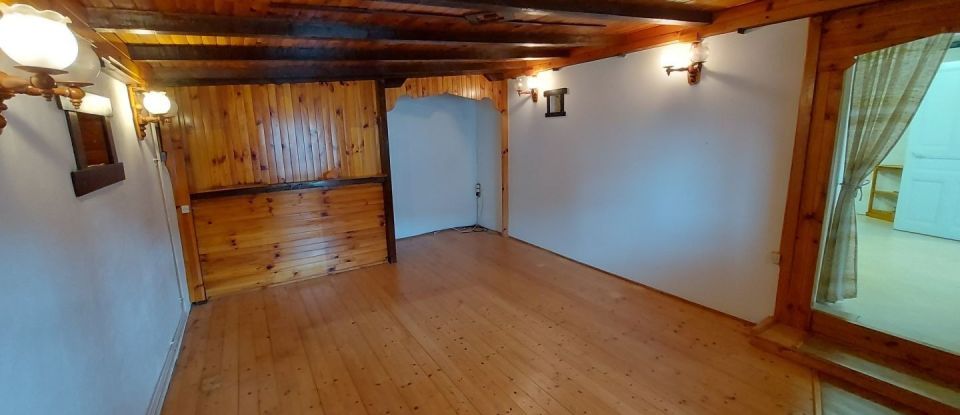 Maison 4 pièces de 108 m² à Arinthod (39240)