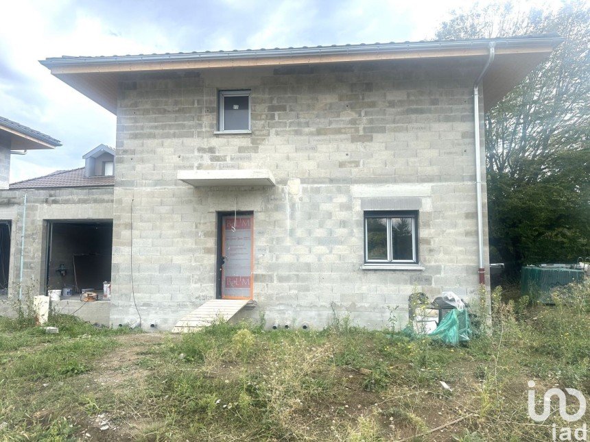 Maison 5 pièces de 100 m² à Douvaine (74140)