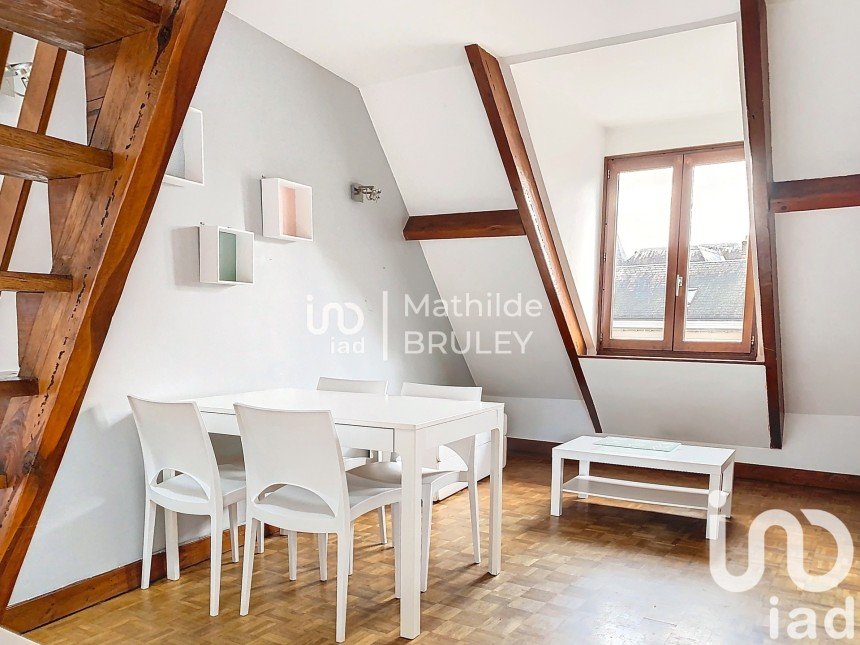 Duplex 2 rooms of 33 m² in Dourdan (91410)