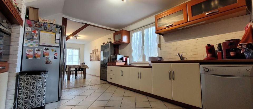 House 3 rooms of 178 m² in Abbeville (80100)