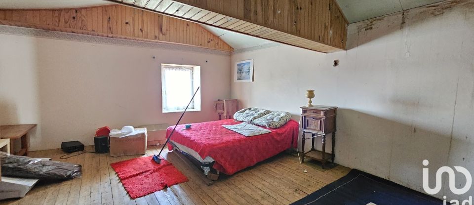 Barn conversion 4 rooms of 108 m² in Sainte-Cécile (85110)