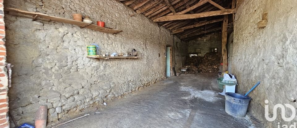 Barn conversion 4 rooms of 108 m² in Sainte-Cécile (85110)