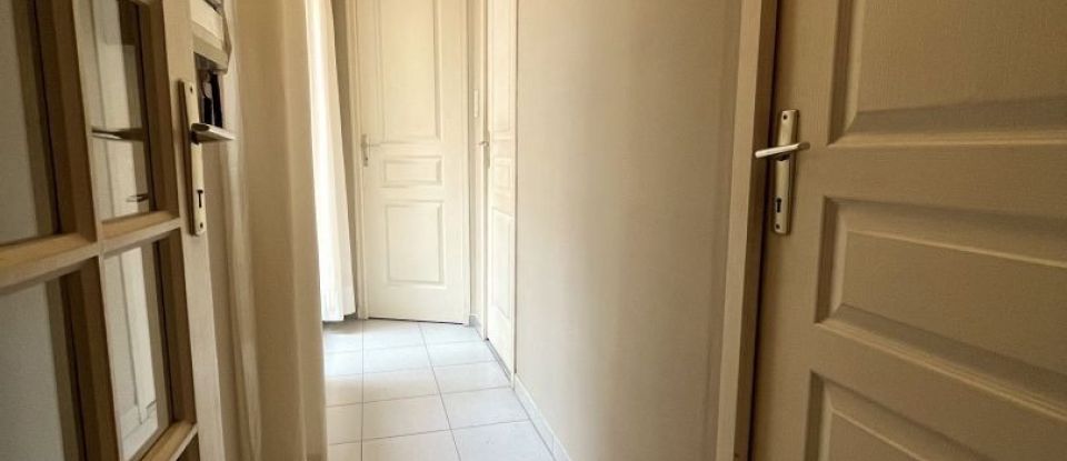 Appartement 2 pièces de 42 m² à Nîmes (30900)