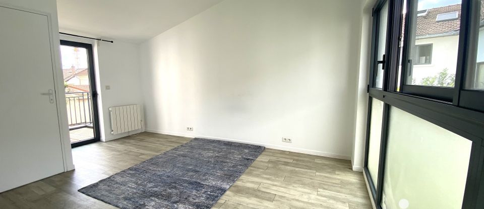 Appartement 2 pièces de 45 m² à Saint-Maur-des-Fossés (94100)