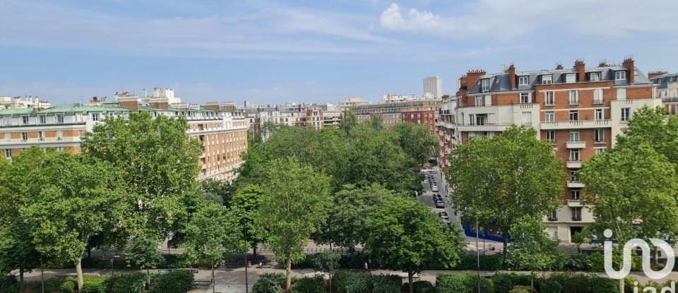 Appartement 4 pièces de 119 m² à Paris (75012)