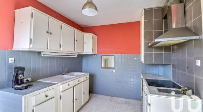 Maison 4 pièces de 112 m² à Nîmes (30900)