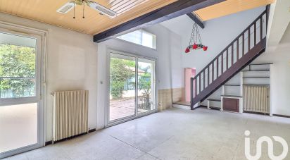 Maison 4 pièces de 112 m² à Nîmes (30900)