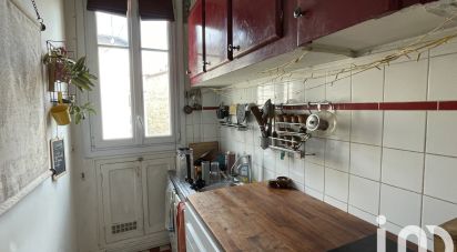 Apartment 1 room of 28 m² in Montreuil (93100)