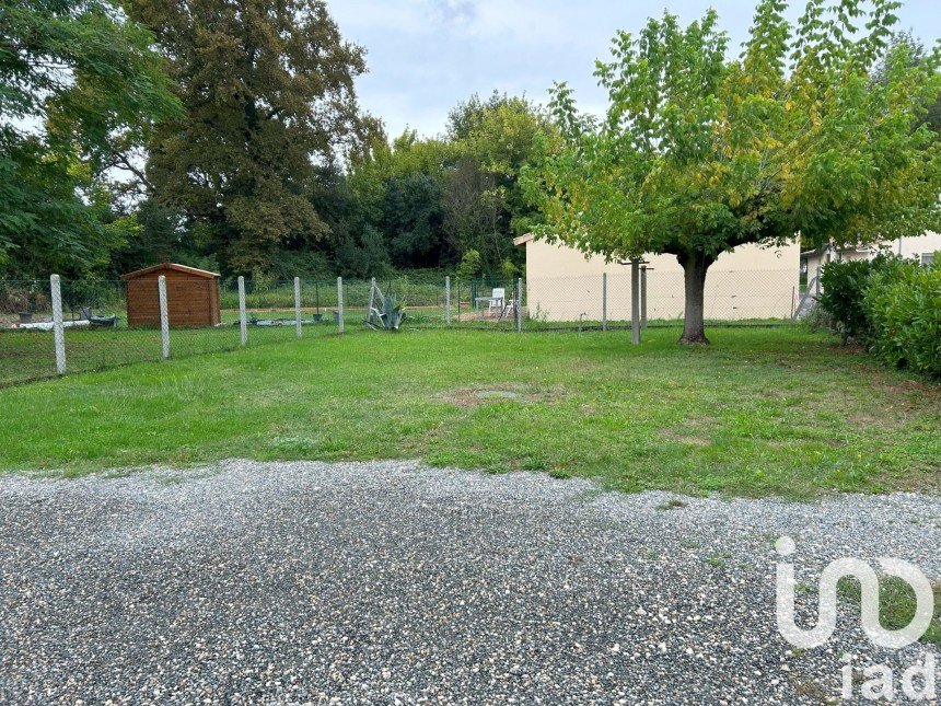 Maison traditionnelle 3 pièces de 92 m² à Saint-Médard-de-Guizières (33230)