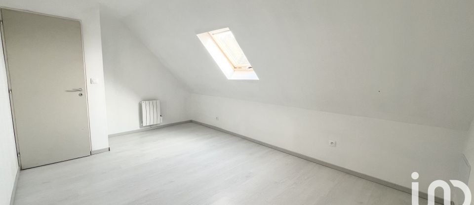 Maison 5 pièces de 101 m² à Zutkerque (62370)