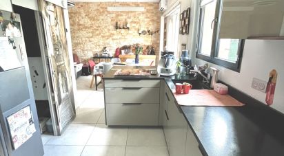 Village house 7 rooms of 140 m² in Olonzac (34210)