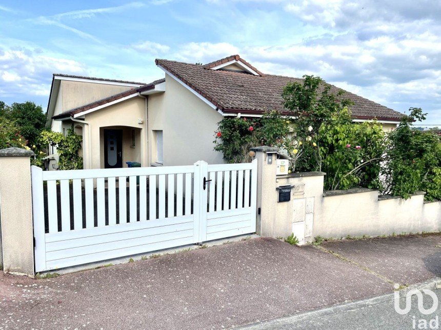 House 6 rooms of 165 m² in Limoges (87000)