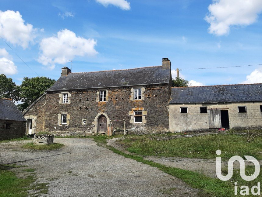 Ferme 3 pièces de 102 m² à Carhaix-Plouguer (29270)