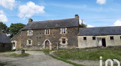 Ferme 3 pièces de 102 m² à Carhaix-Plouguer (29270)