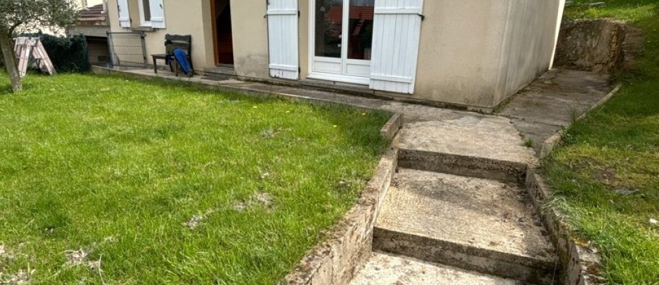 Maison 6 pièces de 100 m² à Souppes-sur-Loing (77460)