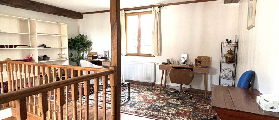 Traditional house 12 rooms of 378 m² in Jouy-sur-Morin (77320)