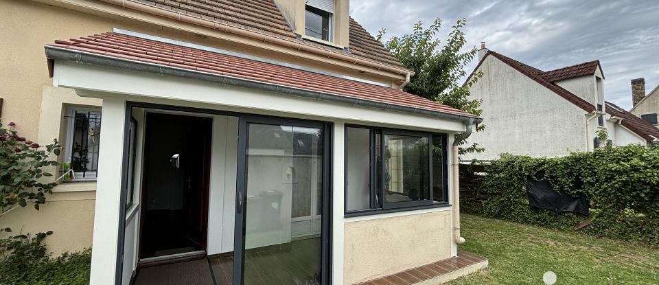 Maison traditionnelle 6 pièces de 105 m² à Lagny-sur-Marne (77400)