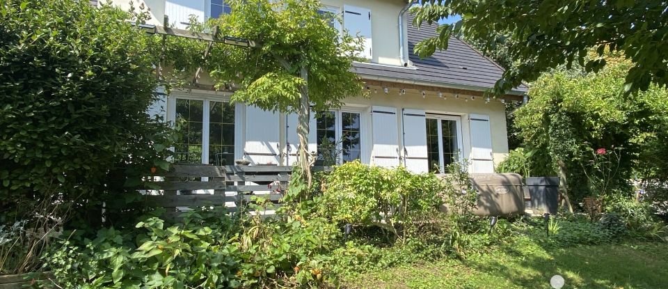 Traditional house 7 rooms of 140 m² in Crégy-lès-Meaux (77124)