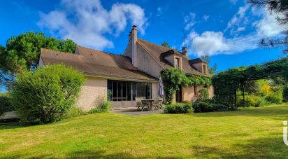 Traditional house 8 rooms of 260 m² in Grosrouvre (78490)