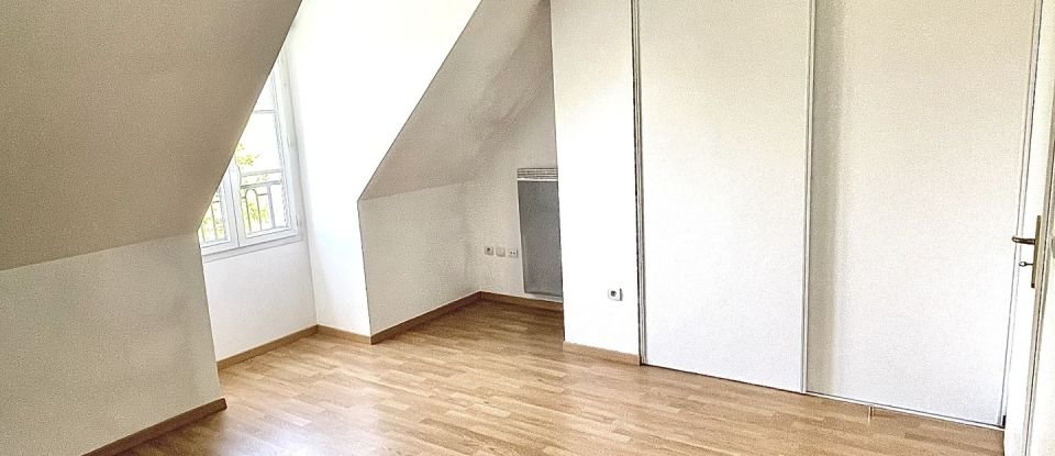 Appartement 4 pièces de 91 m² à Magny-le-Hongre (77700)