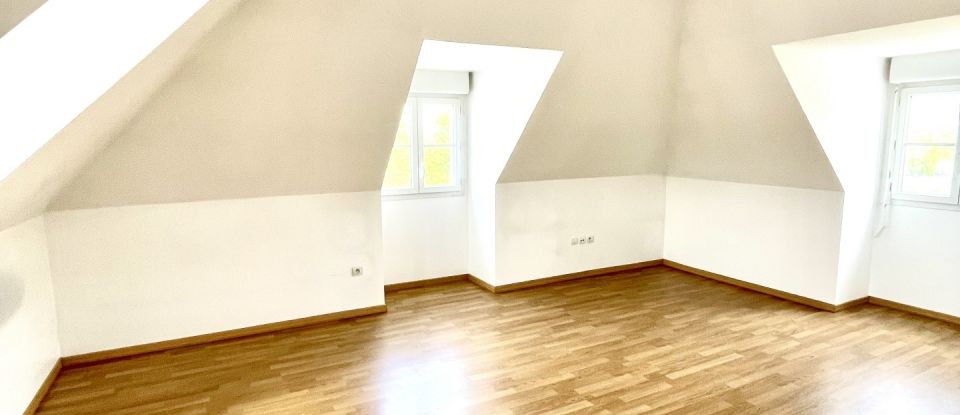 Appartement 4 pièces de 91 m² à Magny-le-Hongre (77700)