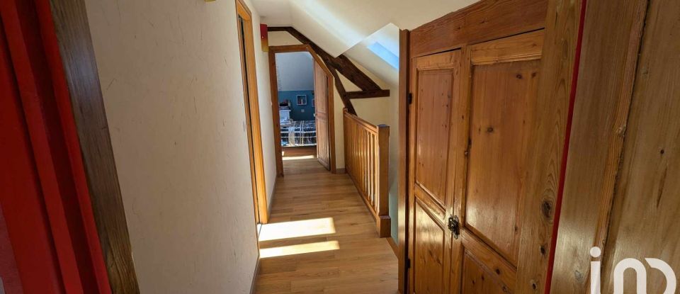 Traditional house 5 rooms of 110 m² in Courtonne-les-Deux-Églises (14290)