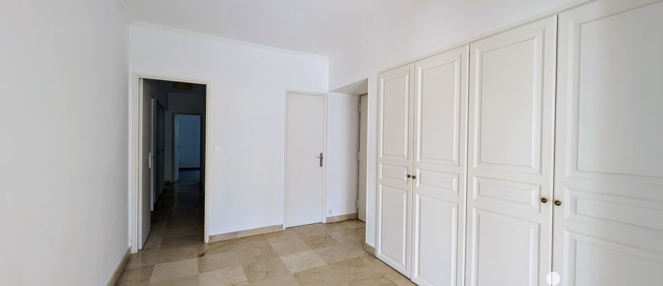 Apartment 5 rooms of 122 m² in Aix-en-Provence (13100)