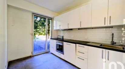 Apartment 5 rooms of 122 m² in Aix-en-Provence (13100)