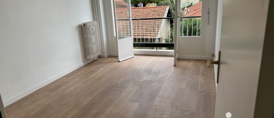 Appartement 2 pièces de 51 m² à Nice (06000)