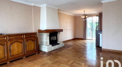 House 5 rooms of 95 m² in Le Perray-en-Yvelines (78610)