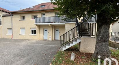 Duplex 7 pièces de 140 m² à Saint-André-le-Gaz (38490)