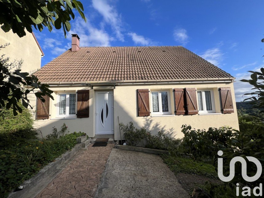 Maison 4 pièces de 78 m² à Gisors (27140)