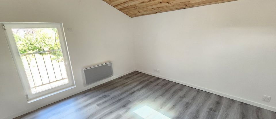 Maison 4 pièces de 109 m² à Creysse (24100)