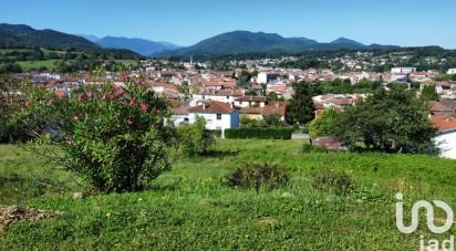 Terrain de 2 433 m² à Saint-Girons (09200)